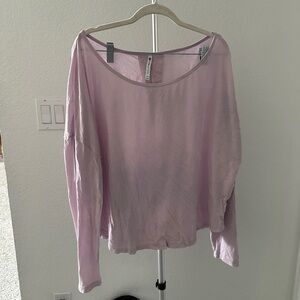 Fabletics Light Pink Lilac Women's Long Sleeve Scoop Neck Top